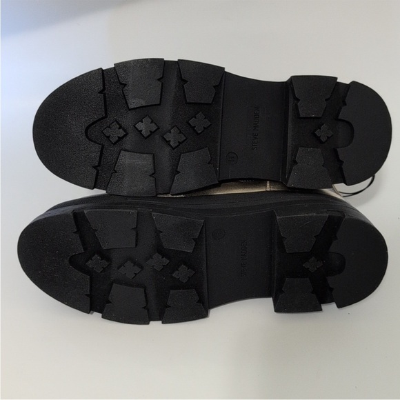 Steve Madden Gold lug sole Boots sz4 - Picture 3 of 7